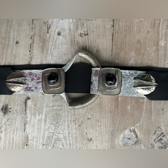 Statement Steampunk Goth Black Stretch Belt Metal Hardware Black Stones 40”+ EUC - Picture 4 of 10